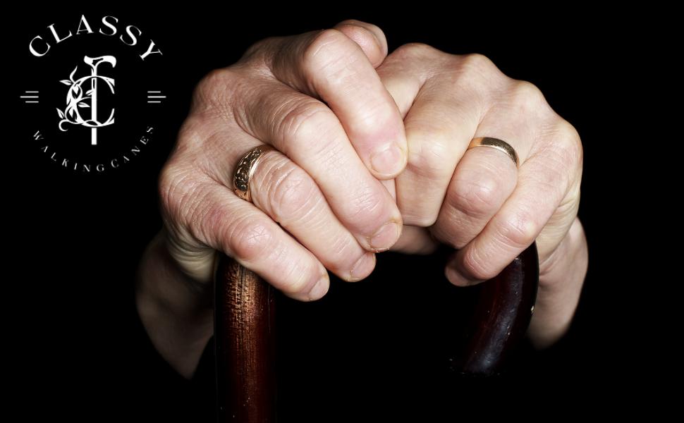 Choosing the Perfect Handle for A Walking Cane