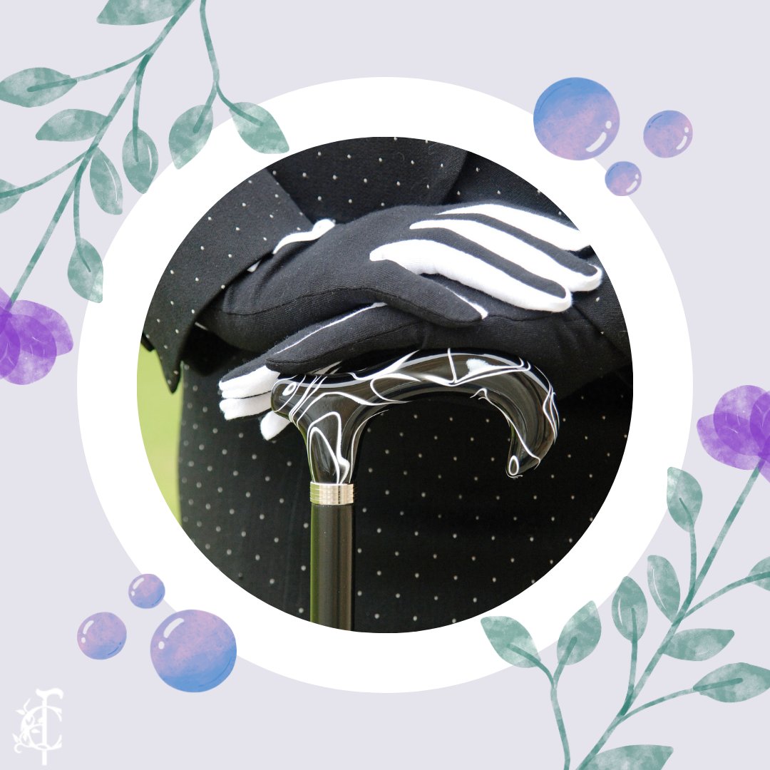 Fashionable Walking Canes: Style and Support in 2025